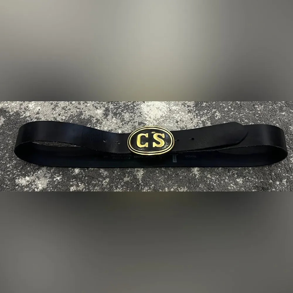 Confederate Civil War-style belt buckle on a Levis’s black leather belt L 38-40